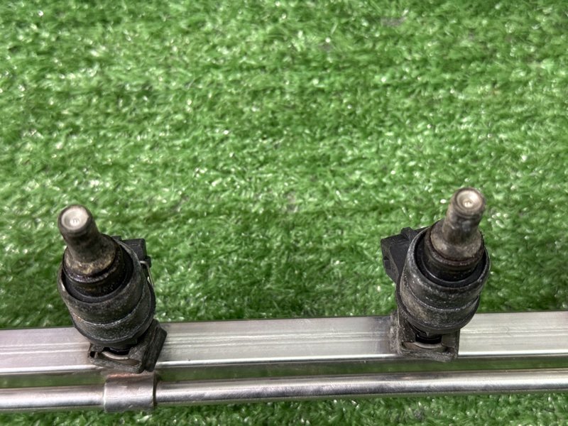 Топливная рейка с форсунками BMW 3-SERIES E46