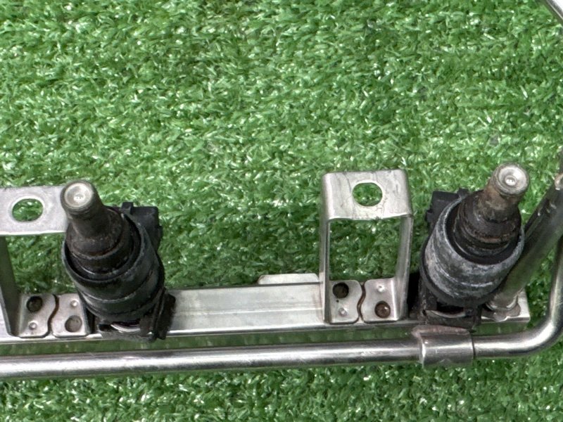 Топливная рейка с форсунками BMW 3-SERIES E46