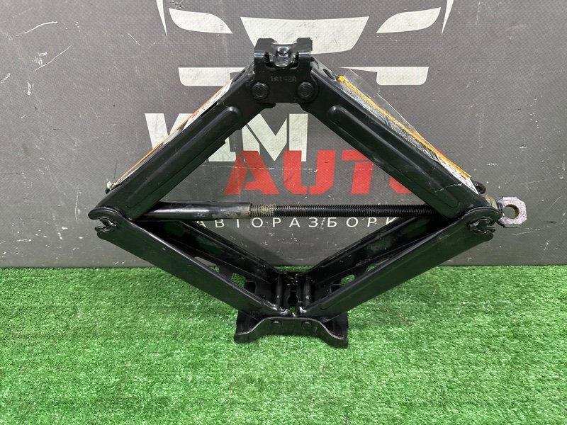 Ящик с инструментами Opel Astra J