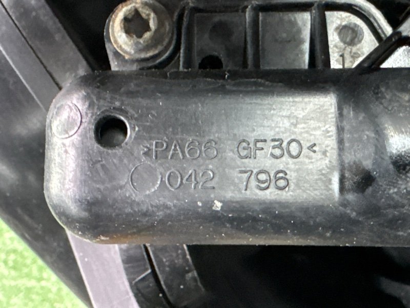 Коллектор впускной mazda mazda 3