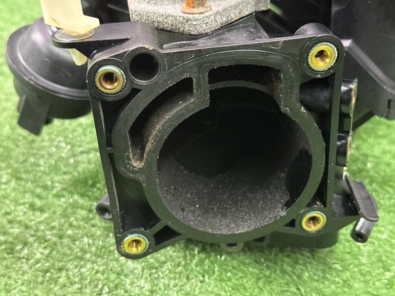 Коллектор впускной mazda mazda 3