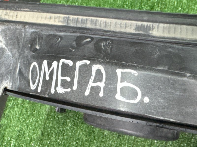 Вентилятор охлаждения радиатора Opel Omega B