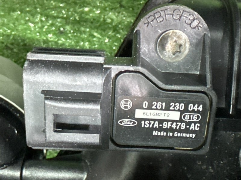 Коллектор впускной Ford Focus 2