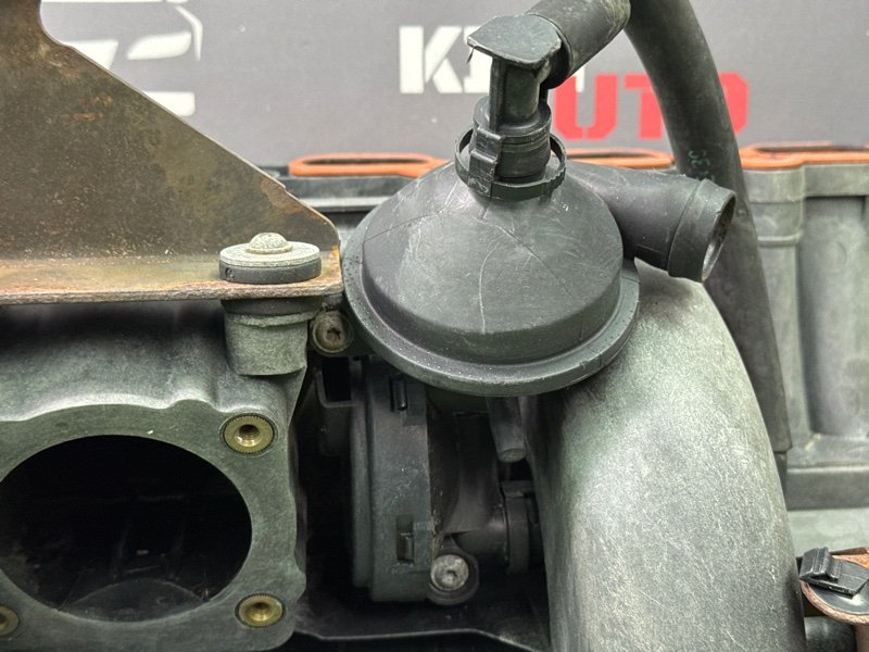 Коллектор впускной BMW 5-SERIES E39