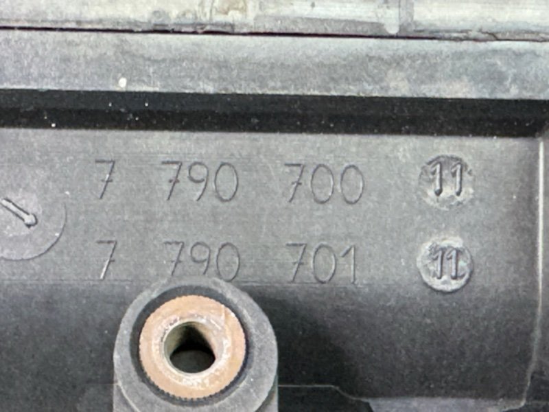 Коллектор впускной BMW 3-SERIES