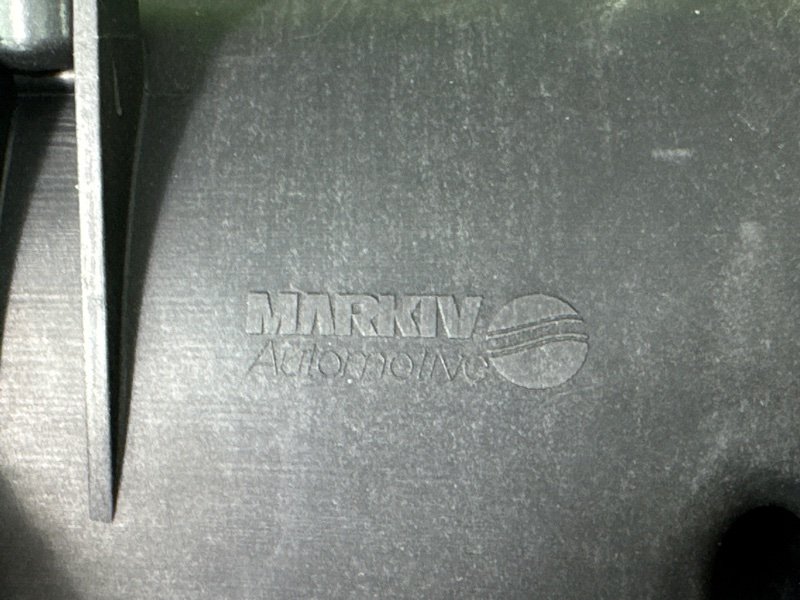 Коллектор впускной BMW 3-SERIES