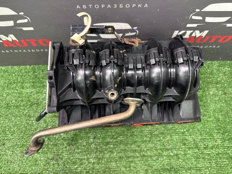 Коллектор впускной Opel Corsa