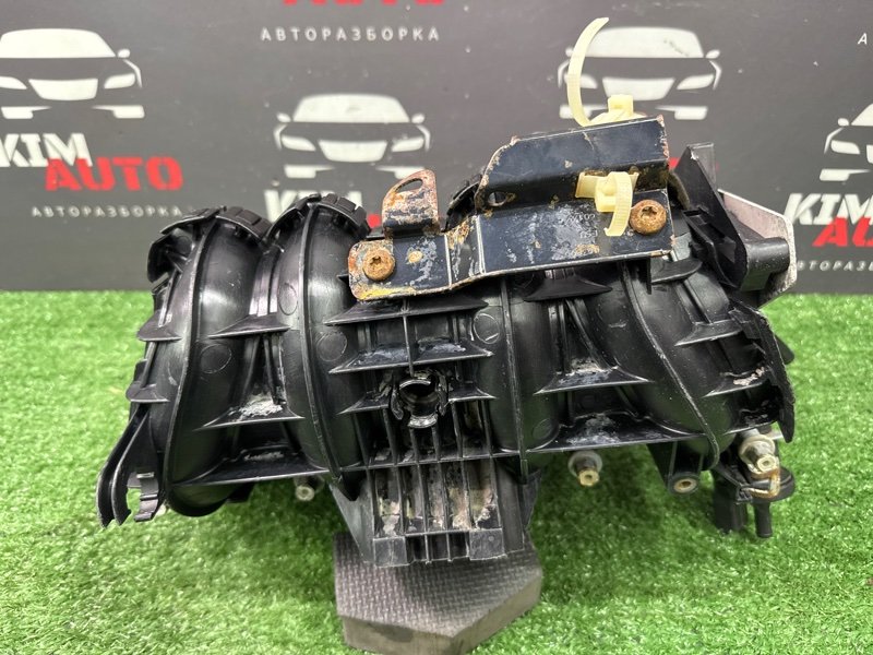 Коллектор впускной Opel Corsa