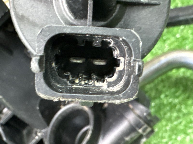 Коллектор впускной Opel Corsa