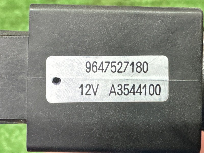 Накладка торпедо Peugeot 407