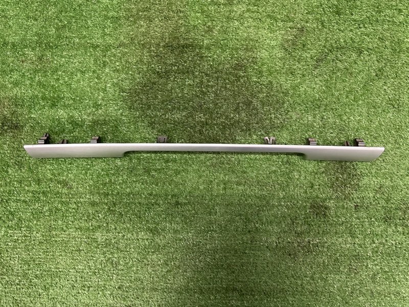 Накладка торпеды центральная Peugeot 407