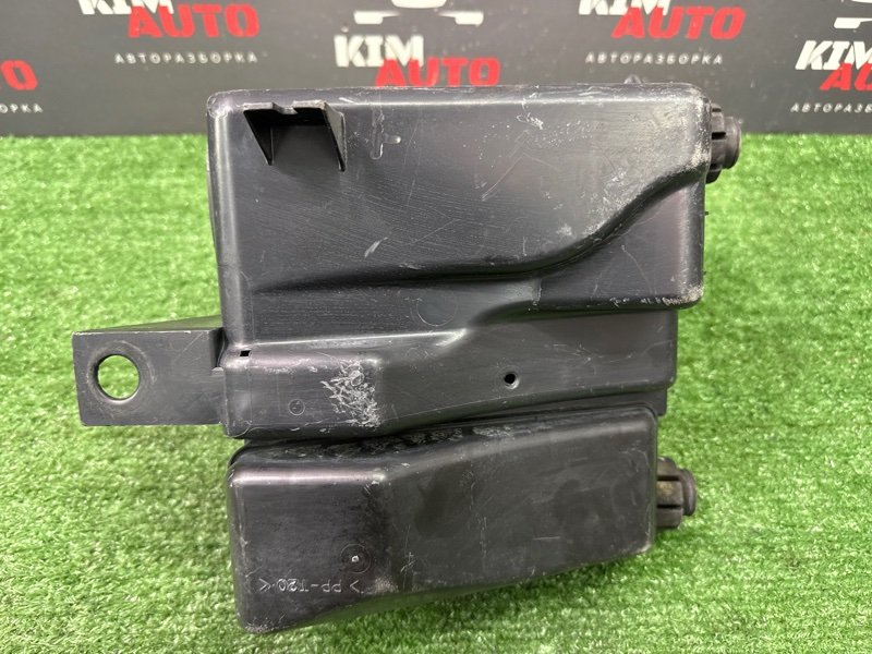 Корпус воздушного фильтра Opel Corsa B