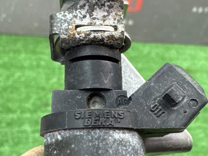 Топливная рейка с форсунками BMW 5-SERIES E39