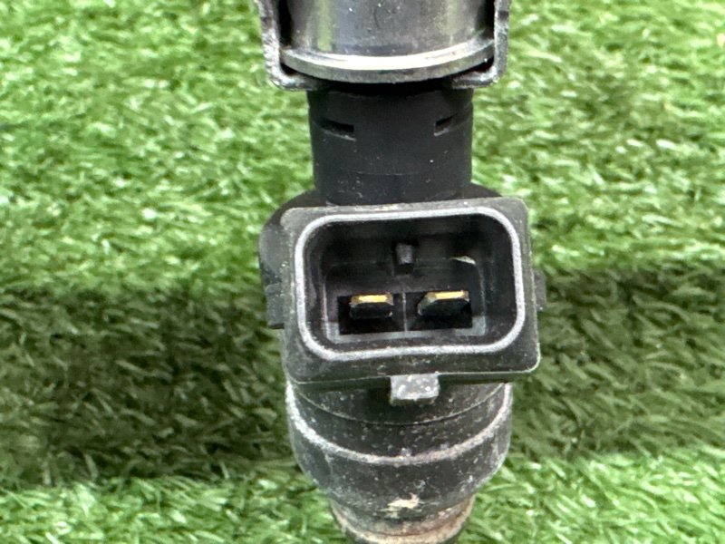 Топливная рейка с форсунками BMW 5-SERIES E39