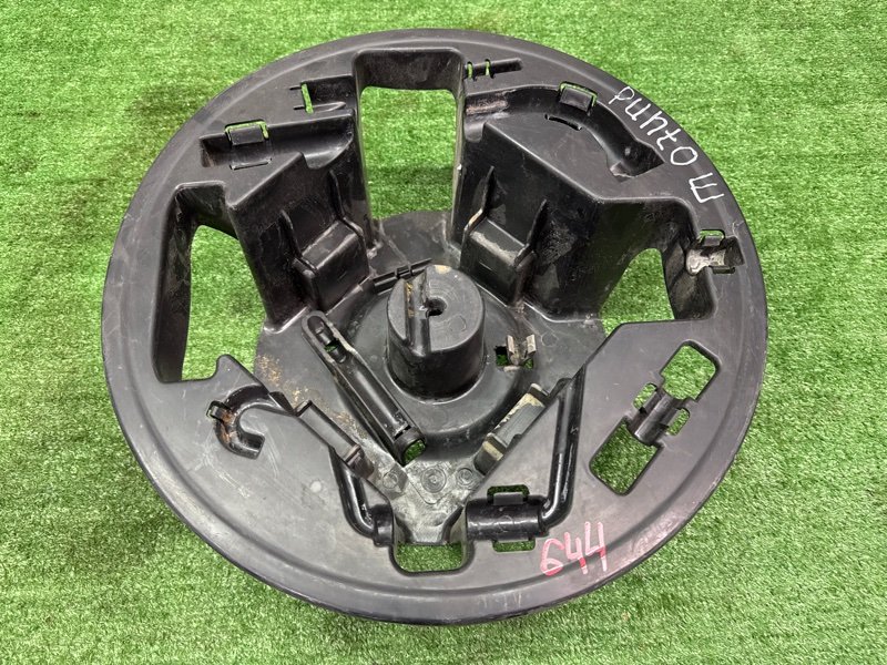 Ящик с инструментами Fiat Punto