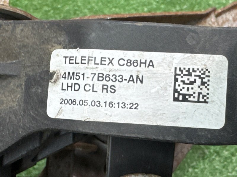 Педаль сцепления Ford Focus 2