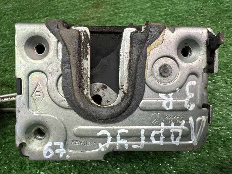 Замок двери Renault Logan