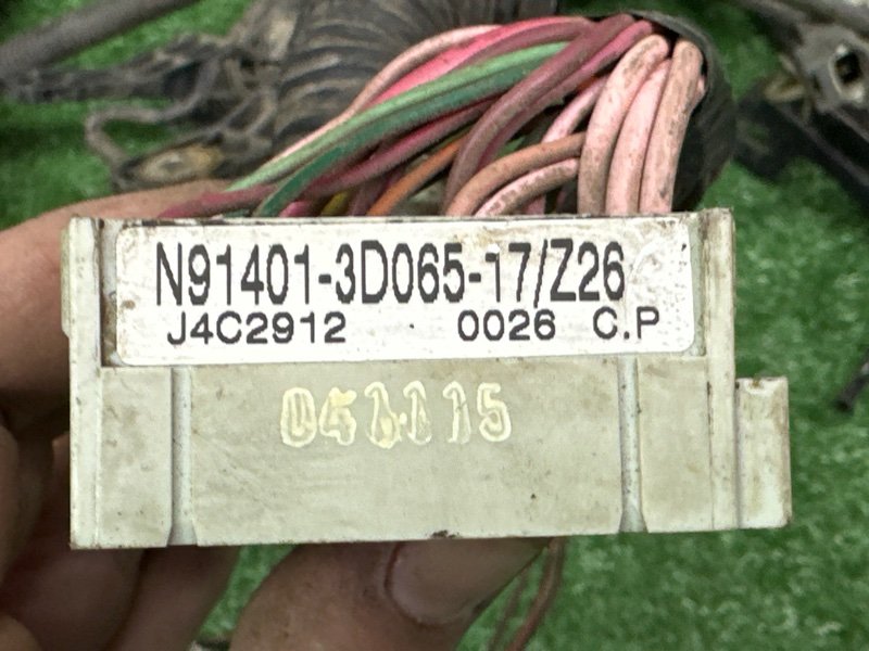 Проводка моторного отсека Hyundai Sonata 4