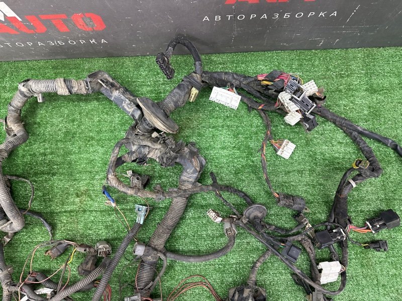 Проводка моторного отсека Hyundai Sonata 4