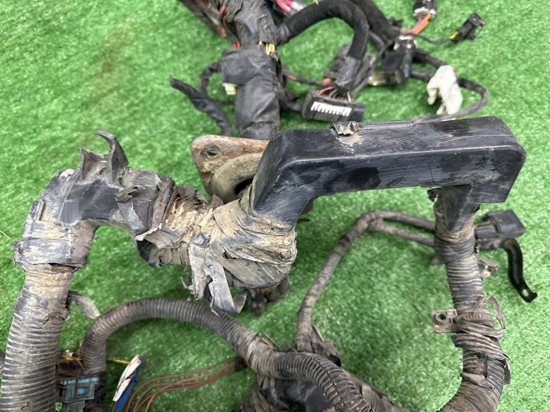 Проводка моторного отсека Hyundai Sonata 4