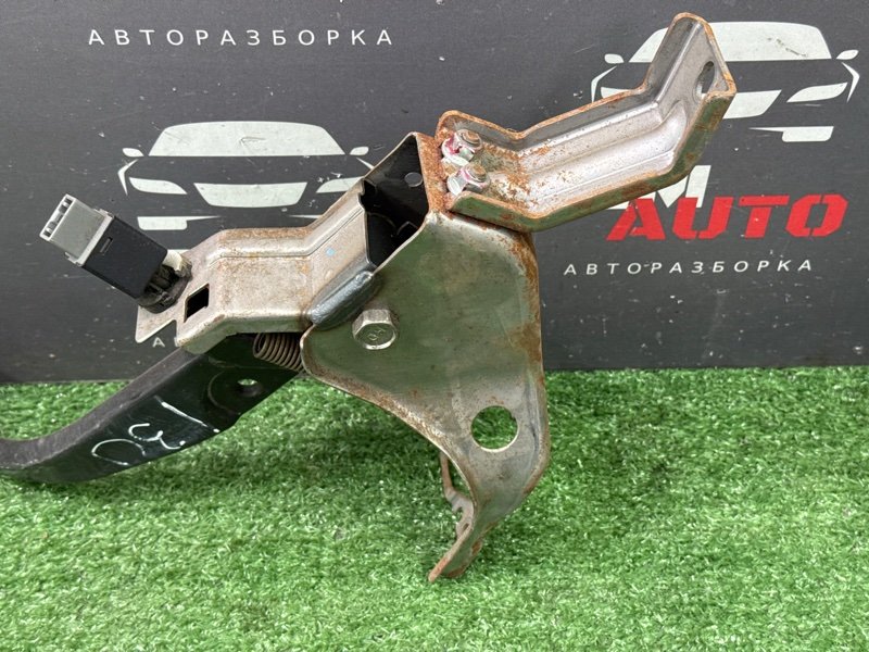 Педаль сцепления Kia Ceed