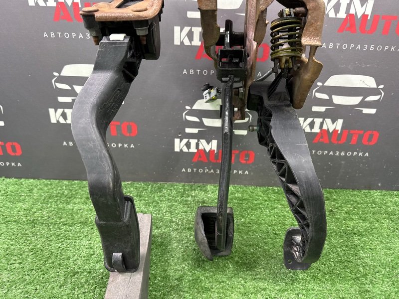 Педаль Citroen C 4