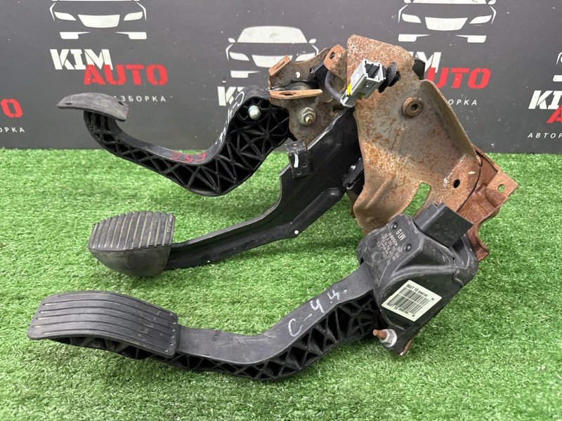 Педаль Citroen C 4