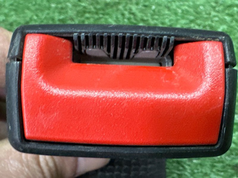 Ремни безопасности Volkswagen Polo 5