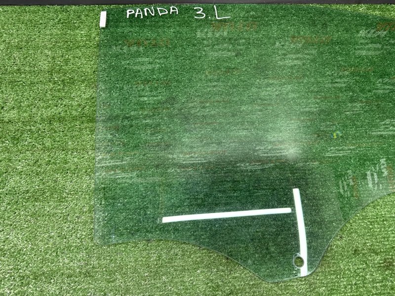 Стекло двери Fiat Panda