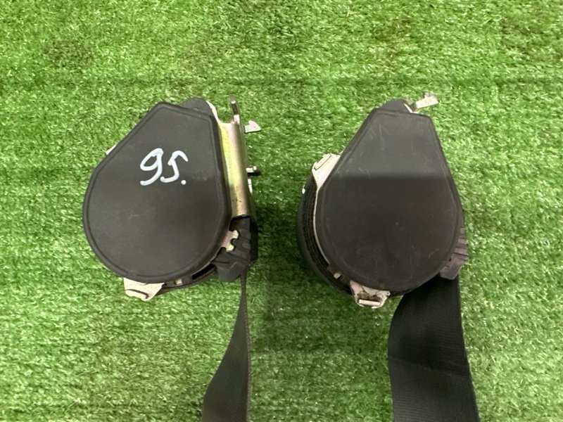 Ремни безопасности Renault Logan