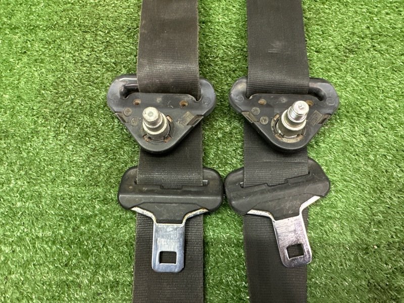 Ремни безопасности Renault Logan