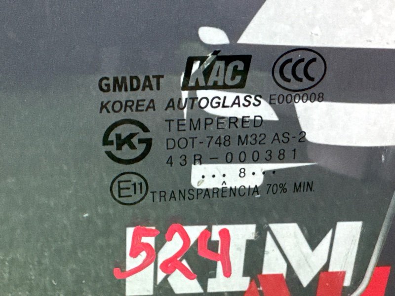 Стекло двери Chevrolet Lacetti