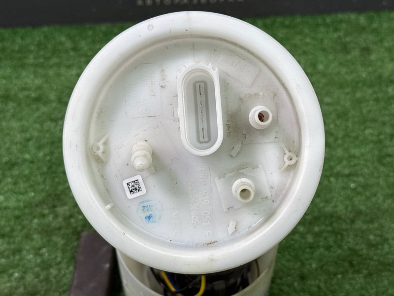 Насос топливный (Бензонасос) Skoda Fabia 2