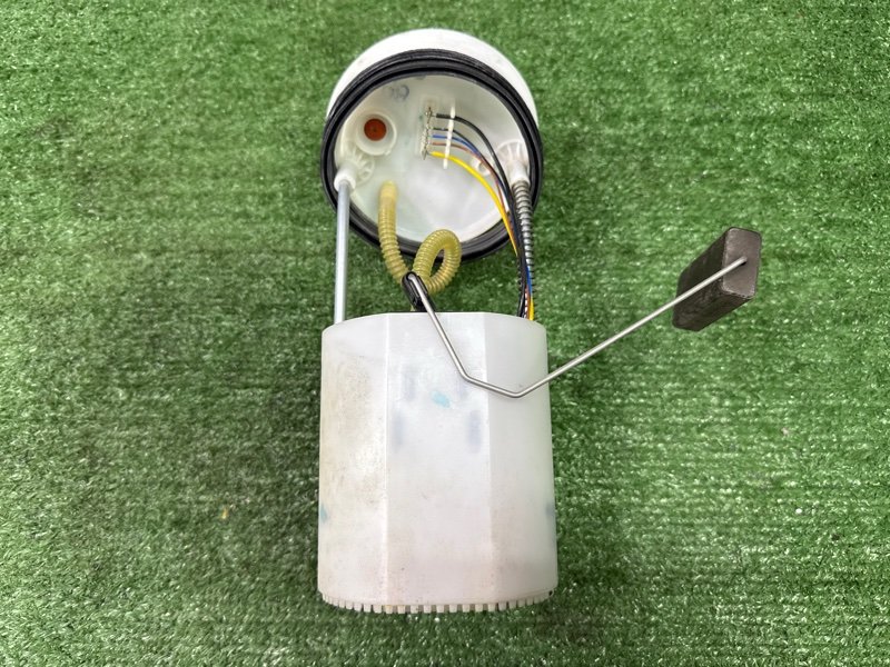 Насос топливный (Бензонасос) Skoda Fabia 2