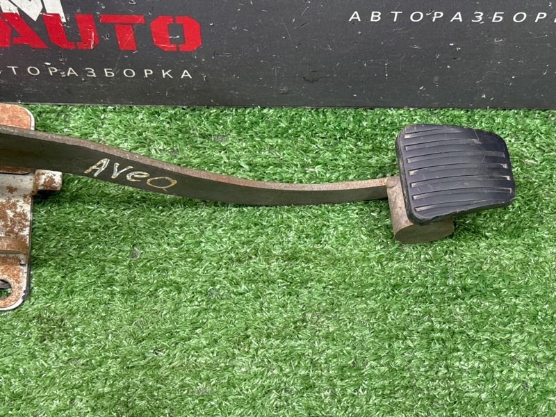 Педаль сцепления Chevrolet Aveo