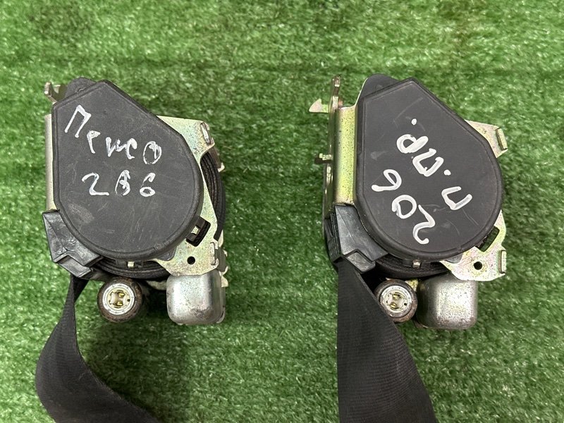 Ремни безопасности Peugeot 206