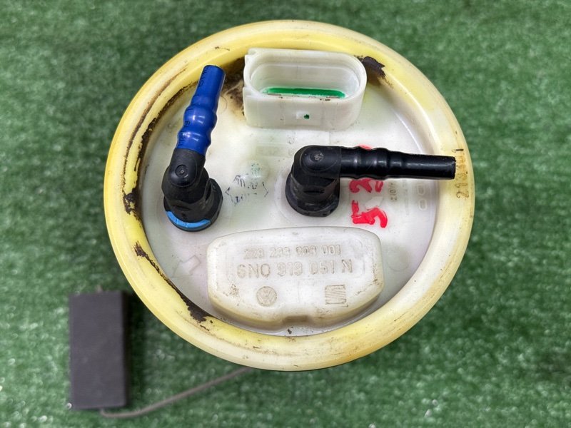 Насос топливный (Бензонасос) Volkswagen Polo