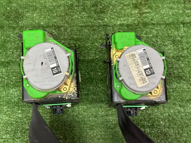 Ремни безопасности Peugeot 206