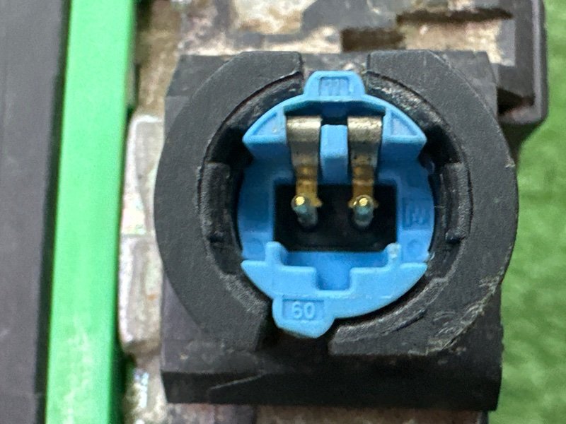 Ремни безопасности Peugeot 206