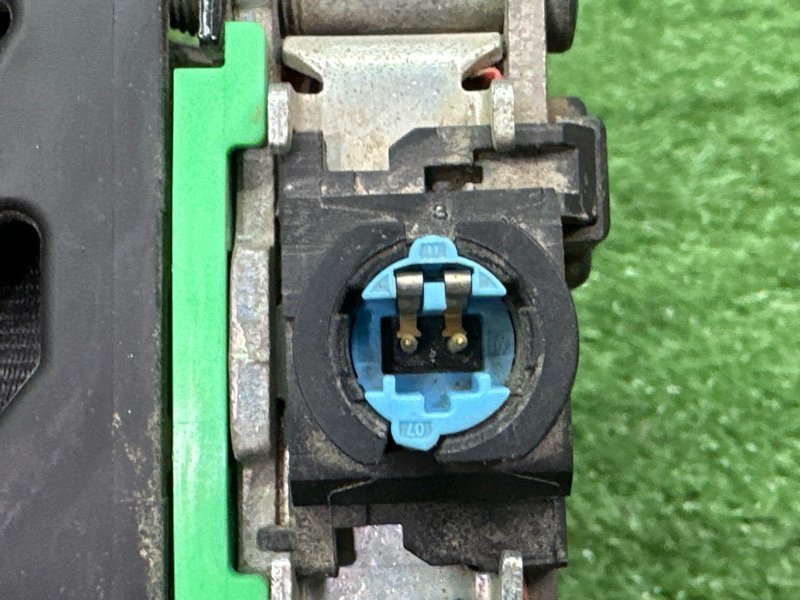 Ремни безопасности Peugeot 206