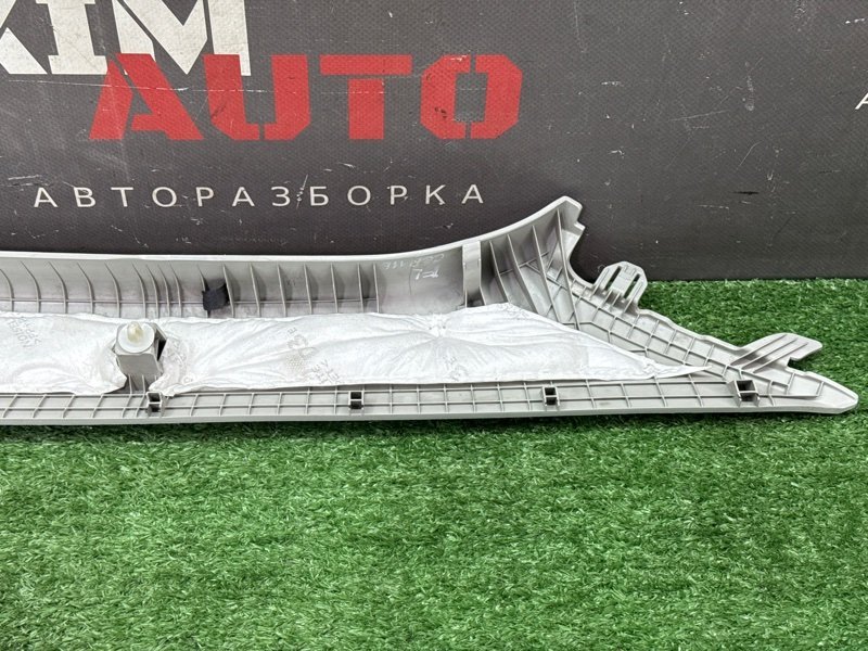 Накладка стойки лобового стекла Kia Cerato 4 2021 BD