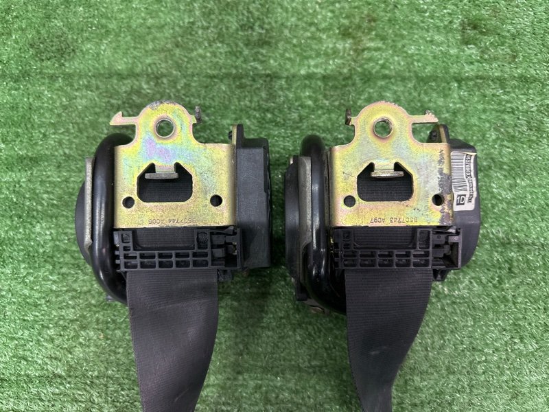 Ремни безопасности Peugeot 307