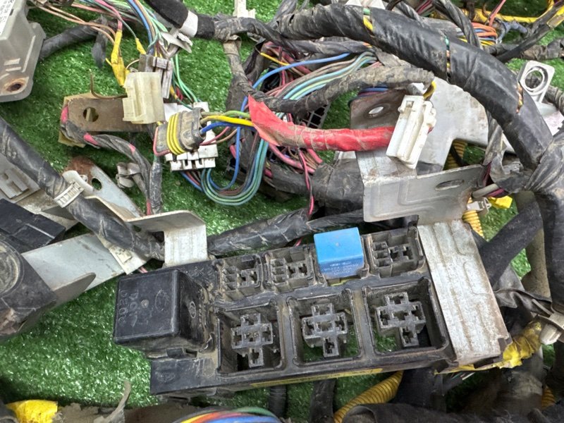 Проводка салона Hyundai Sonata EF