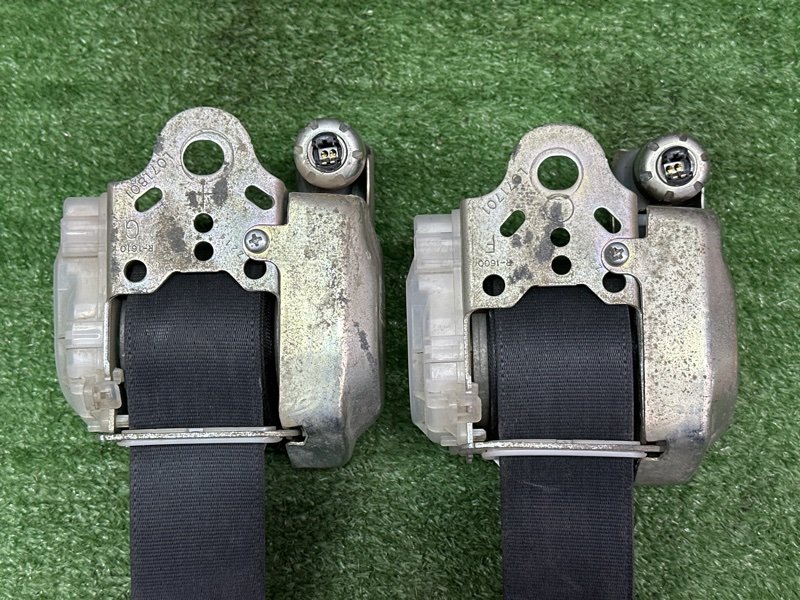 Ремни безопасности Peugeot 107