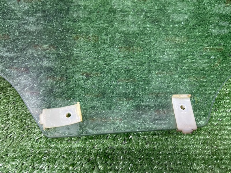 Стекло двери Chevrolet Spark