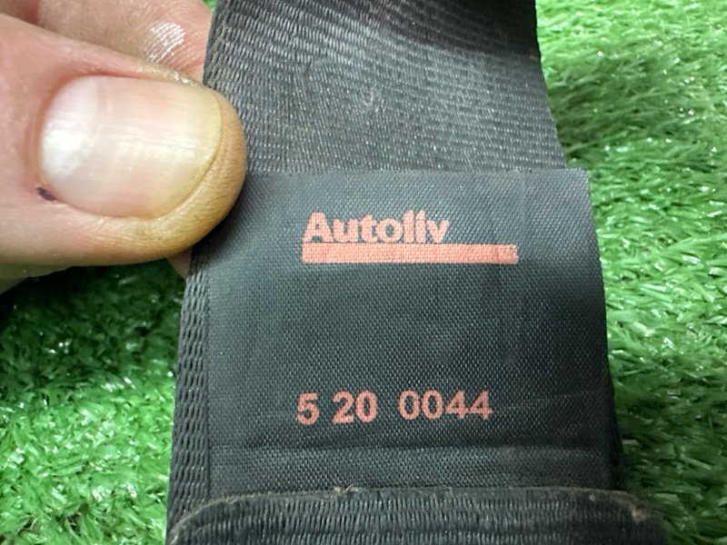 Ремни безопасности Peugeot 407