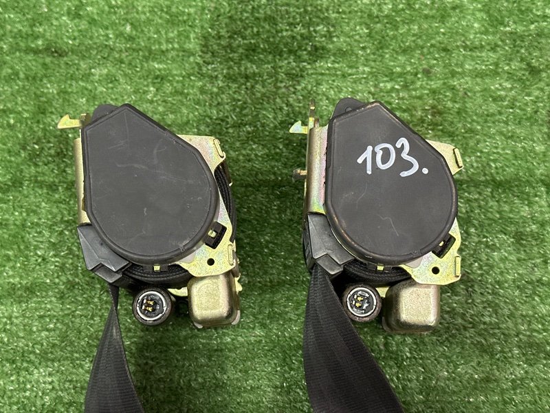 Ремни безопасности Peugeot 407