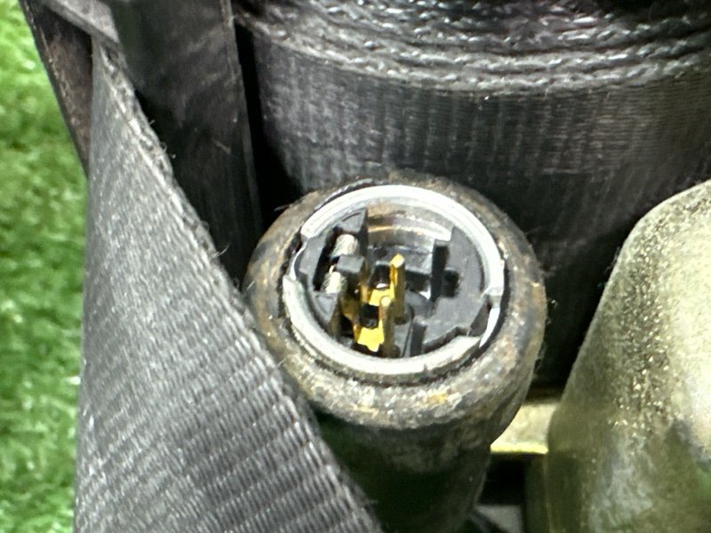 Ремни безопасности Peugeot 407