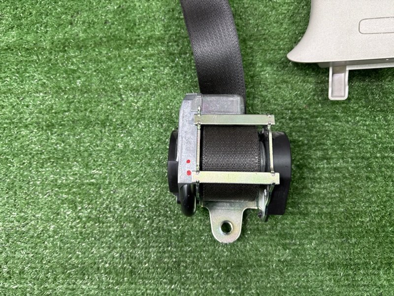 Ремень безопасности Opel Astra GTC