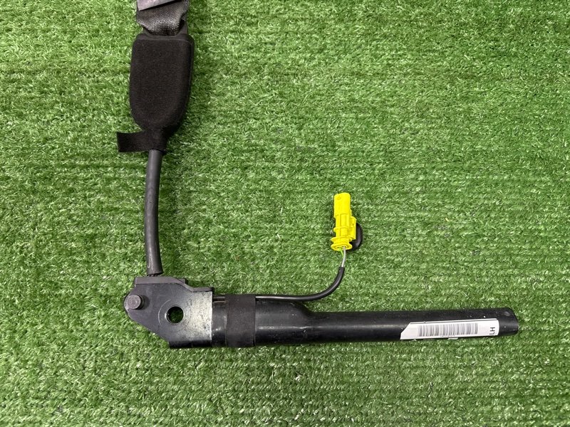 Ремень безопасности Opel Astra GTC